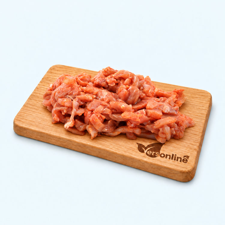 Kipshoarma 500 gram op Versonline snijplank